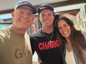 article image - 1. Jake w parents_2719